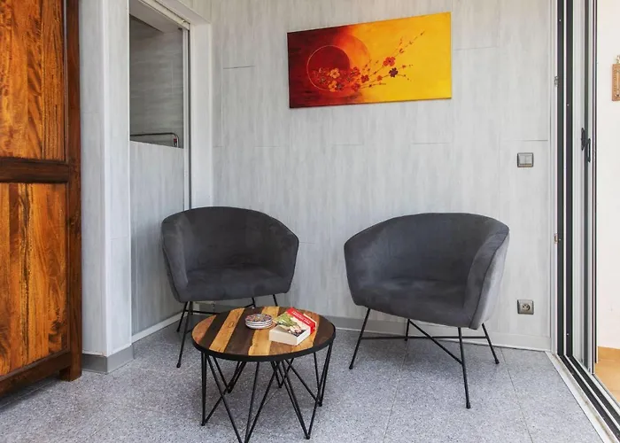 Naranja By Interhome شقة
